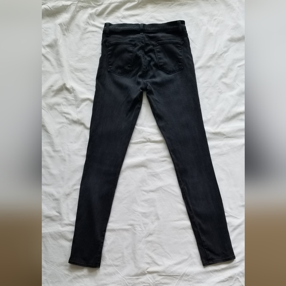 J Brand 811 Black Skinny Jeans - size 26 - Picture 3 of 7